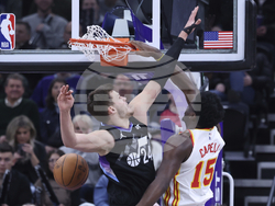 Hawks Jazz Basketball