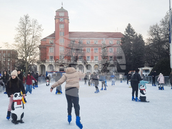 Плевен - ледена пързалка - атракция