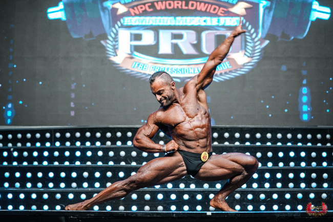 Община Сливен: Мехмед Мехмедов от Сливен - единственият българин на “Мистър Олимпия” през 2025 г. в Токио