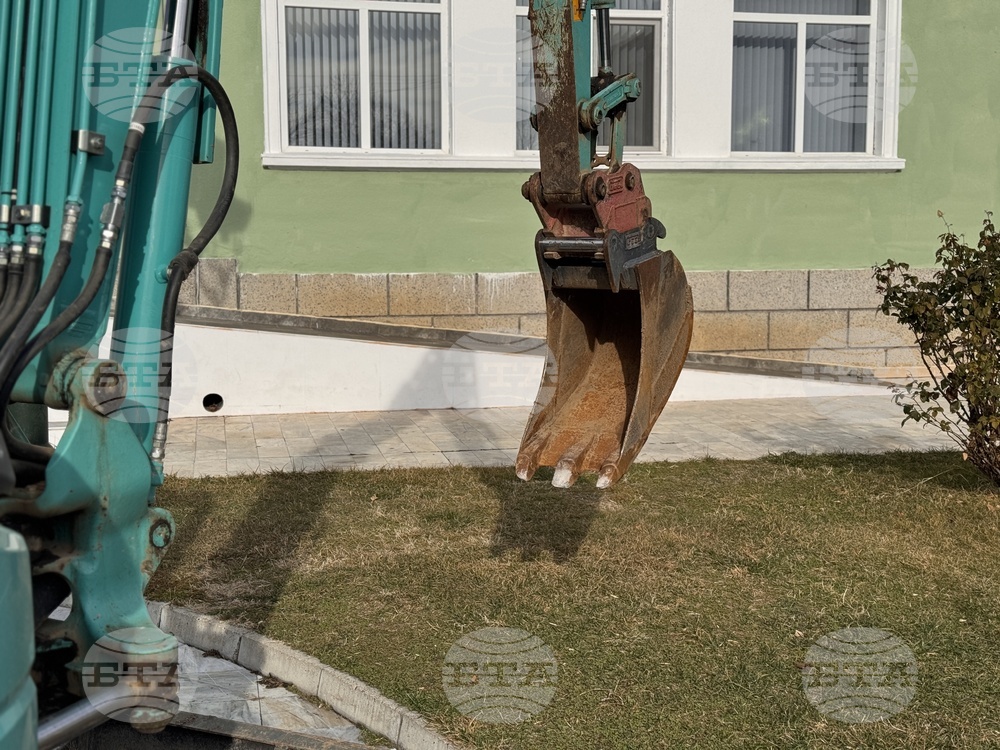 Гурково - централен площад - първа копка