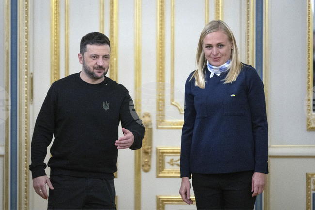 Зеленски заяви, че е обсъдил с ОССЕ закрилата на украинските деца и санкциите за руския "сенчест флот"