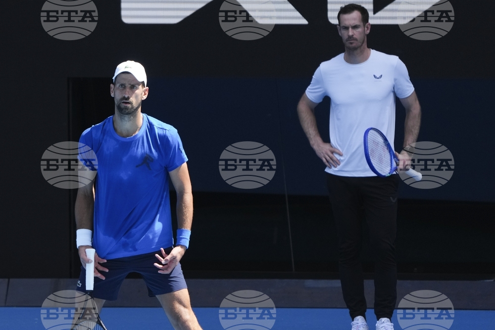 Анди Мъри заяви, че е научил много за шестте месеца, в които бе треньор на Новак Джокович