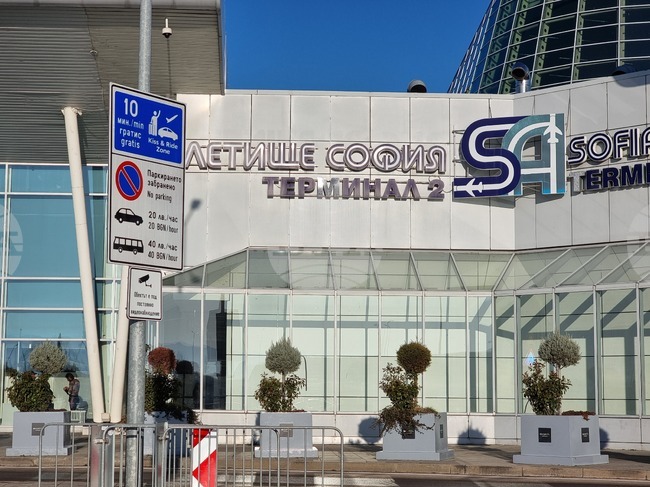 Летище "Васил Левски" - София обяви нови полети до Кишинев, Краков и Прага