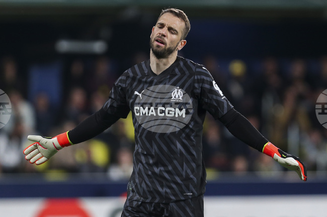 Бетис привлече вратаря Пау Лопес