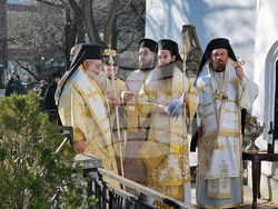 Сливен - панихида - митрополит Йоаникий