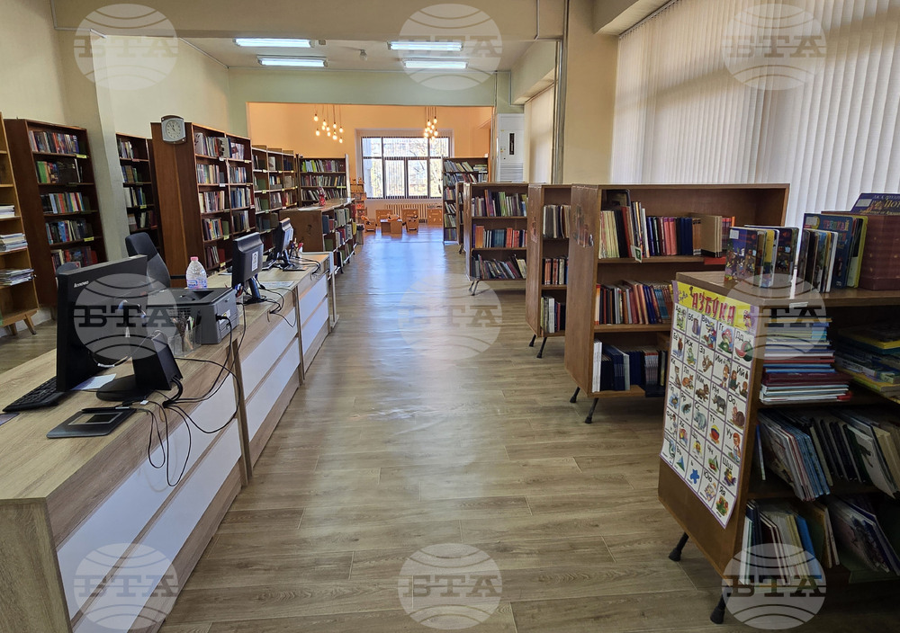 С финансиране на Министерството на културата 26 библиотеки в Ловешка област ще обновят книжните си фондове