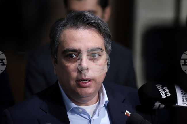 Най-вероятната дата за влизане на България в еврозоната е 1 януари догодина, смята Асен Василев