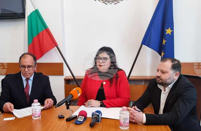 В понеделник започва изграждане на канализация по протежение на крайбрежната алея в Морската градина във Варна