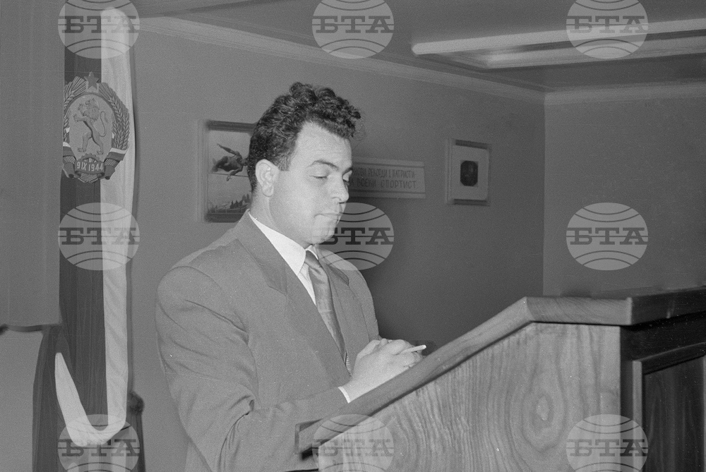 Стоян Орманджиев - футболист и треньор