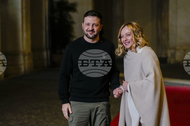 След среща с Мелони Зеленски разговаря и с италианския президент Матарела