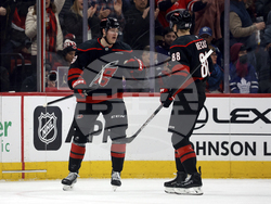 Maple Leafs Hurricanes Hockey