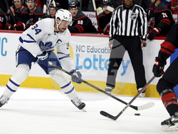 Maple Leafs Hurricanes Hockey