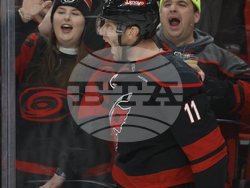 Maple Leafs Hurricanes Hockey