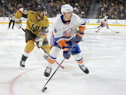 Islanders Golden Knights Hockey