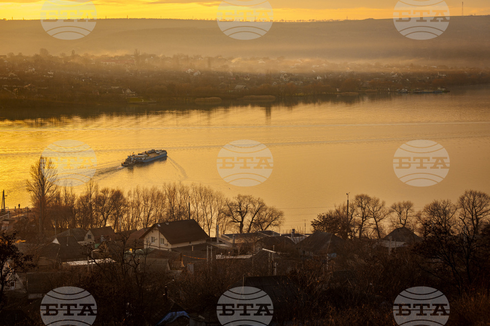 Moldova Declares Environmental Alert Over Oil Spill in the Dniester after Russian Strike on Ukrainian Hydropower Plant