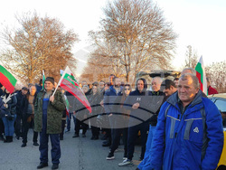 Лом-протест-3