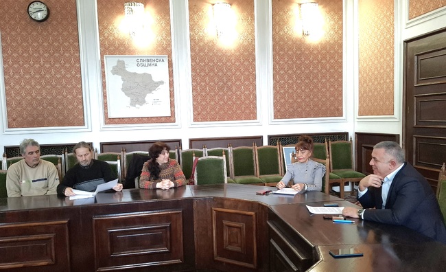 Община Сливен: Кметът Стефан Радев и част от неговия екип проведоха първата си за годината приемна с граждани