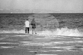 В курортен комплекс „Златни пясъци” през януари 1976 година