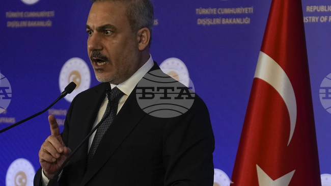 Външният министър на Турция се срещна в Истанбул с членове на политическото бюро на "Хамас"