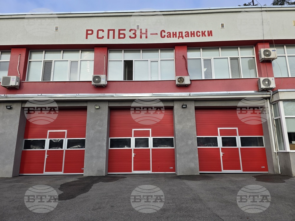 Пожарната в Сандански показва специализирана техника и демонстрационни занятия в Седмицата на пожарната безопасност