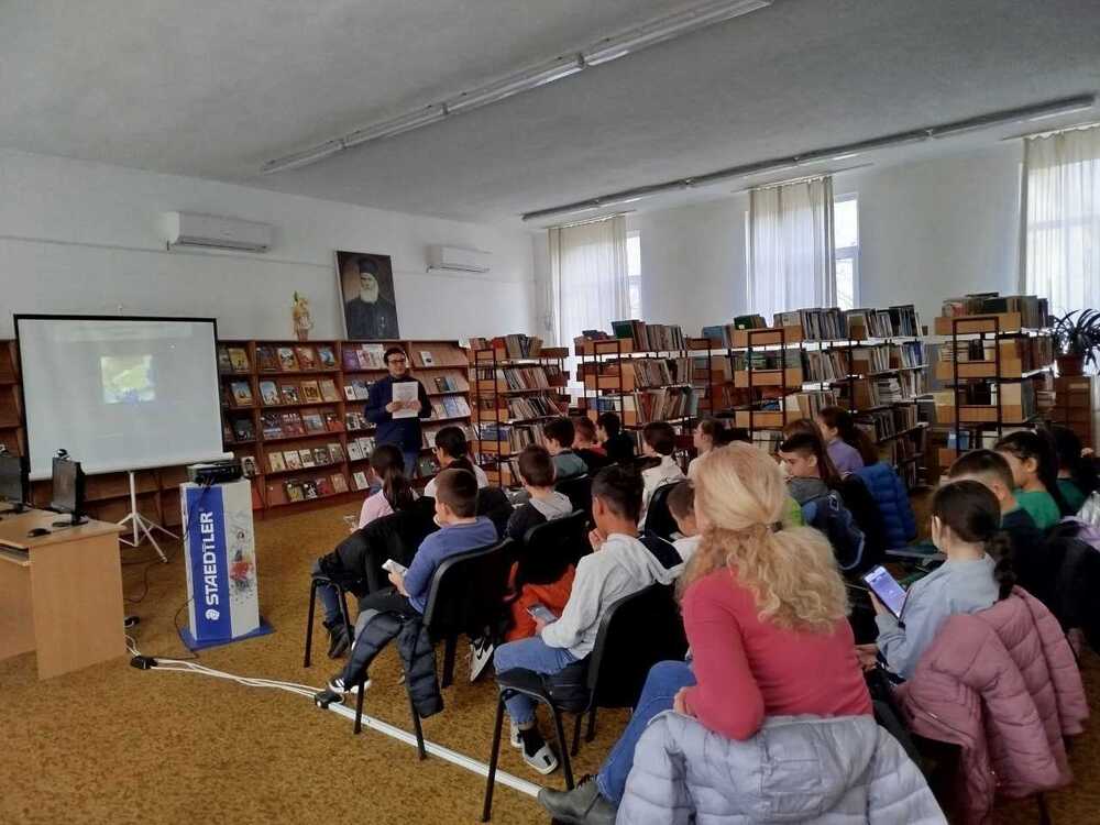 Първата за годината интерактивна викторина с ученици се състоя в читалищната библиотека „Иван Радов“ в Нови пазар