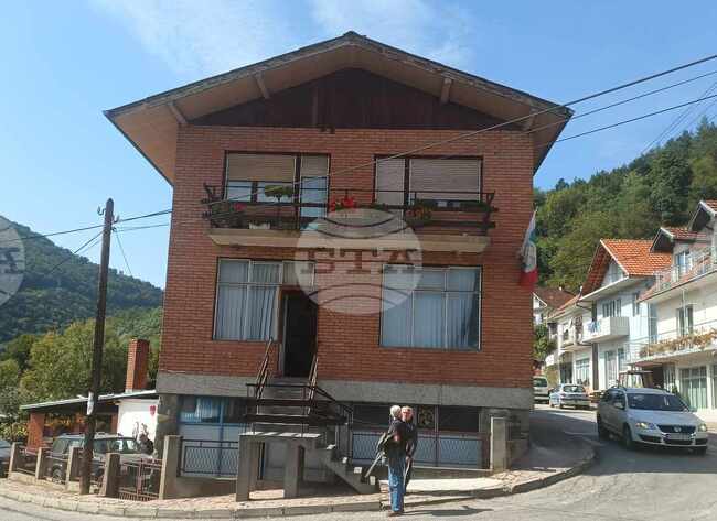 Културно-информационния център „Босилеград“ разпространи информация за онлайн курсове за кандидат-студенти