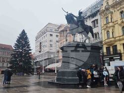 Хърватия - президентски избори - предизборна обстановка