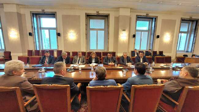 БСП – ОБЕДИНЕНА ЛЕВИЦА пред синдикати: Борим се срещу либерализацията на пазара на ток за битовите потребители