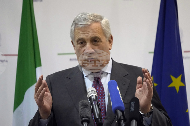 МНС трябва да бъде разследван заради случая с либиеца Алмасри, заяви Таяни