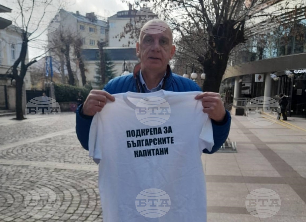 Председателят на Асоциацията на българските спортни федерации Иван Ценов се включи в кампанията "Подкрепа за българските капитани"