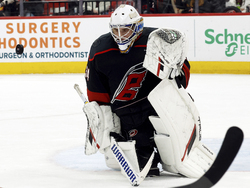 Canucks Hurricanes Hockey