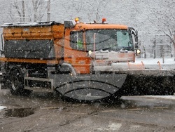 Столица - зимна обстановка - снегопочистване