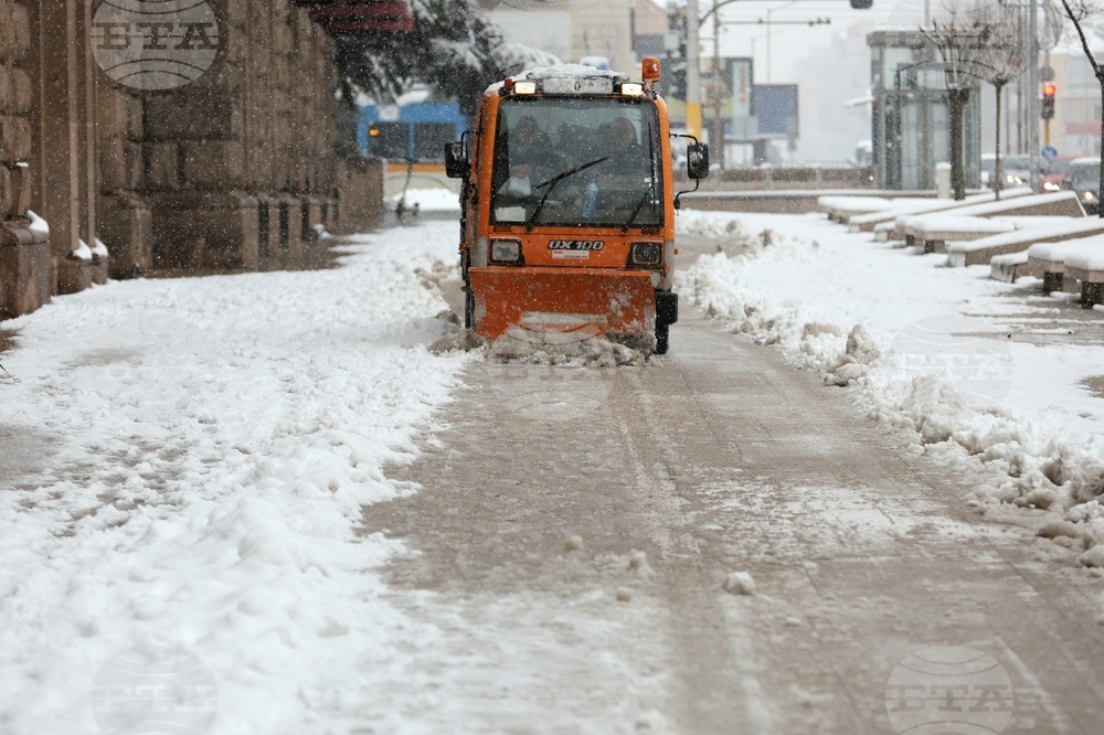 Заради непочистени от сняг и лед площи са наложени глоби в районите „Студентски“, „Средец“ и „Изгрев“, съобщиха от Столичния инспекторат