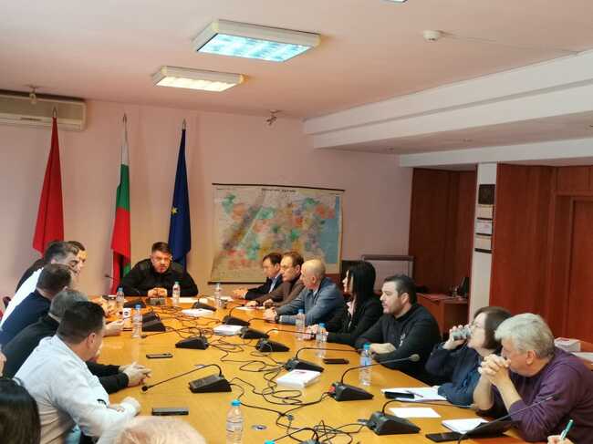 Кметове на БСП разговаряха с ръководството на партията за възможността за стабилно управление