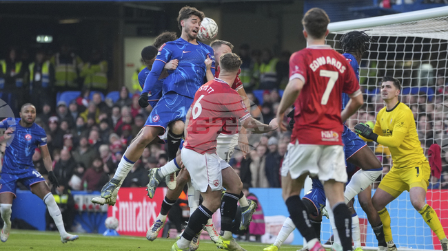 Нападателят на Челси Гиу премина под наем в Съндърланд