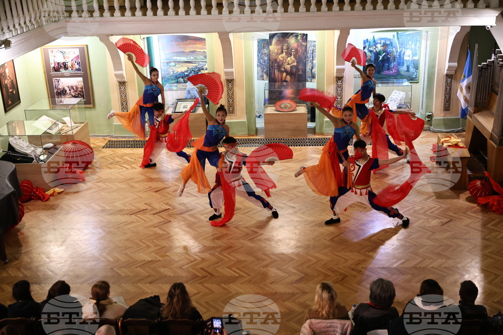 Пловдив -  китайска народна музика