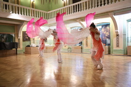 Пловдив -  китайска народна музика