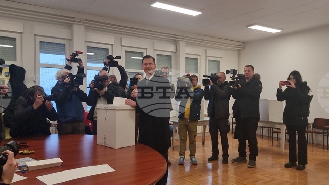 Кандидатите за президент на Хърватия гласуваха в Загреб