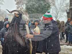 кукери - село Главиница