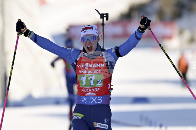 Финландия триумфира за първи път в историята в единична смесена щафета по биатлон, България завърши на 19-о място в Оберхоф