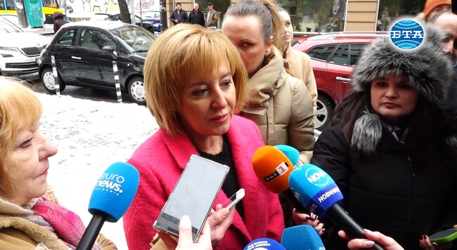 Надявам се, че в БСП има разумни хора, които си дават сметка, че коалиция с ГЕРБ може да се окаже "целувката на смъртта" за лявото обединение, заяви Мая Манолова