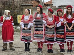 Село Радювене - традиционен обичай "Дойлада"