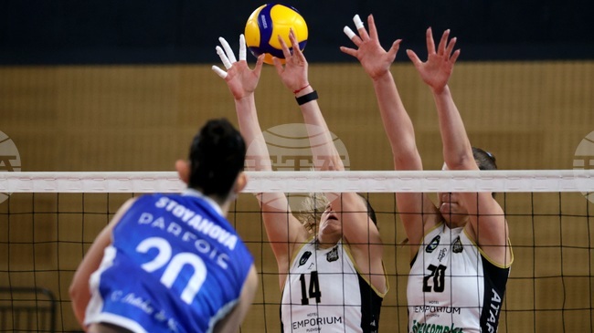 Левски надигра ЦСКА във волейболното дерби при жените