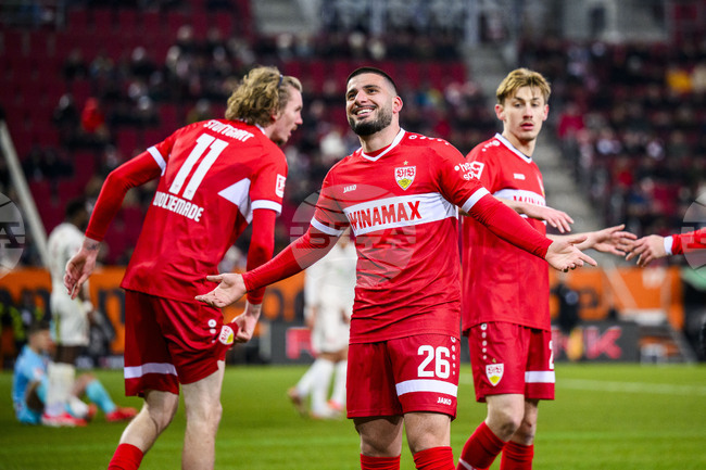 Гол на Дениз Ундав донесе победата на Щутгарт над Аугсбург