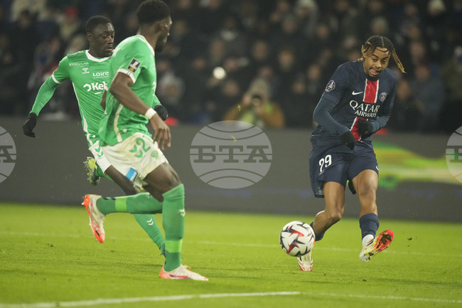 Ница се изравни по точки с втория Олимпик Марсилия след победа над Сент Етиен в Лига 1