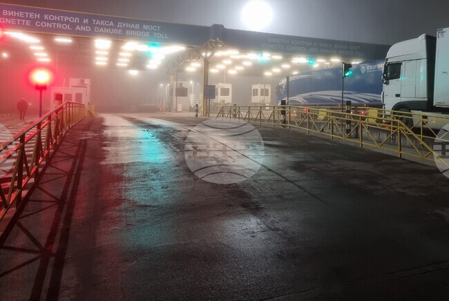 Интензивен е трафикът за товарни автомобили на границата с Турция, съобщиха от "Гранична полиция"