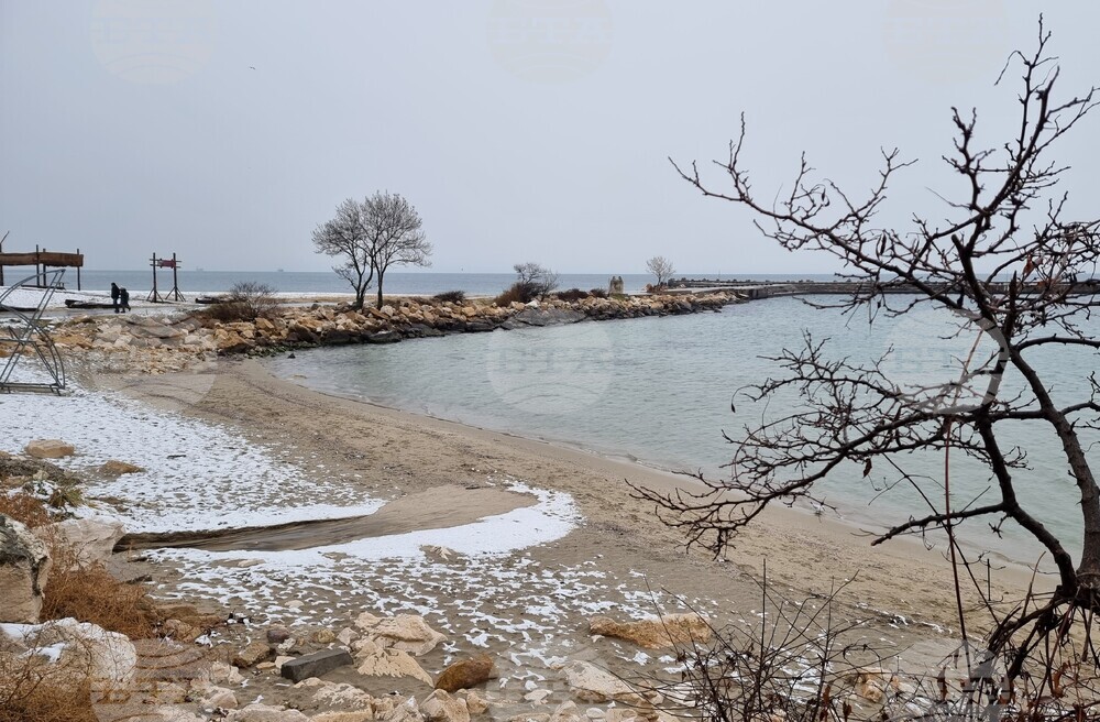 VARNA - BEACH - SNOW