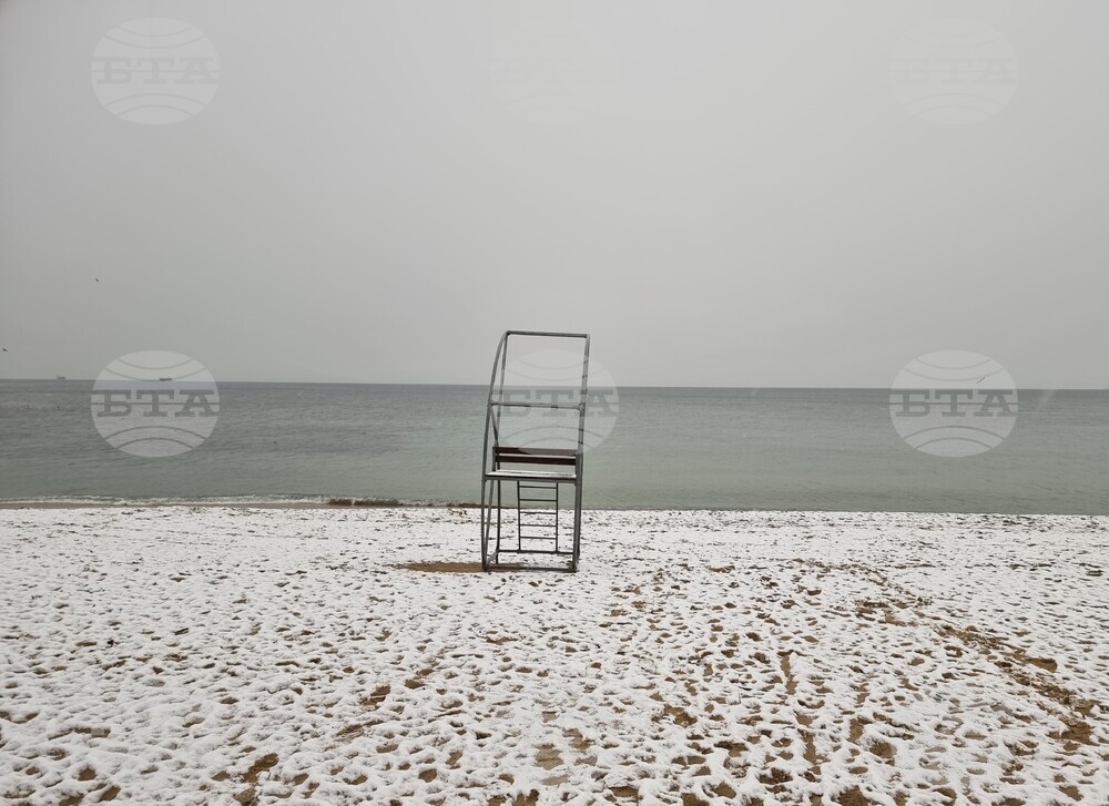 VARNA - BEACH - SNOW