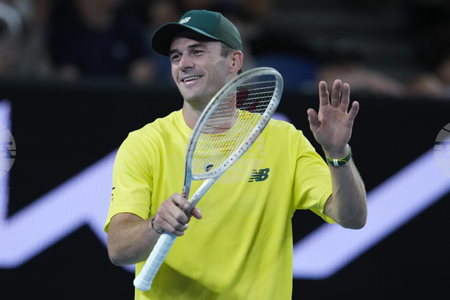 Томи Пол се класира за втория кръг на Откритото първенство на Австралия по тенис и измести Григор Димитров от топ 10 на световната ранглиста