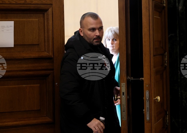 За няколко секунди си гледах в телефона, това е причината за катастрофата, каза пред съда Димитър Любенов, обвинен за тежко пътно произшествие през 2022 година, при което загина френски гражданин 